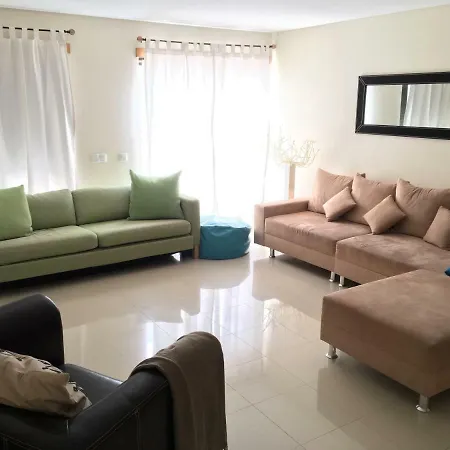 Meg N John's Getaway Place | 2 Bedroom W/ Pool Near The Beach Apartment